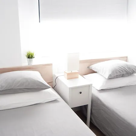 Apartment Home2book Modern Center With Terrace