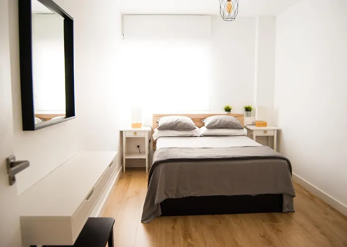 Home2book Modern Center With Terrace Apartment